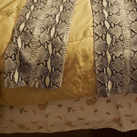 I never wore them cleaning out my closet - Picture 16 of 16